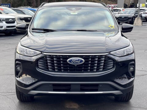 2026 Ford Escape Hybrid Platinum