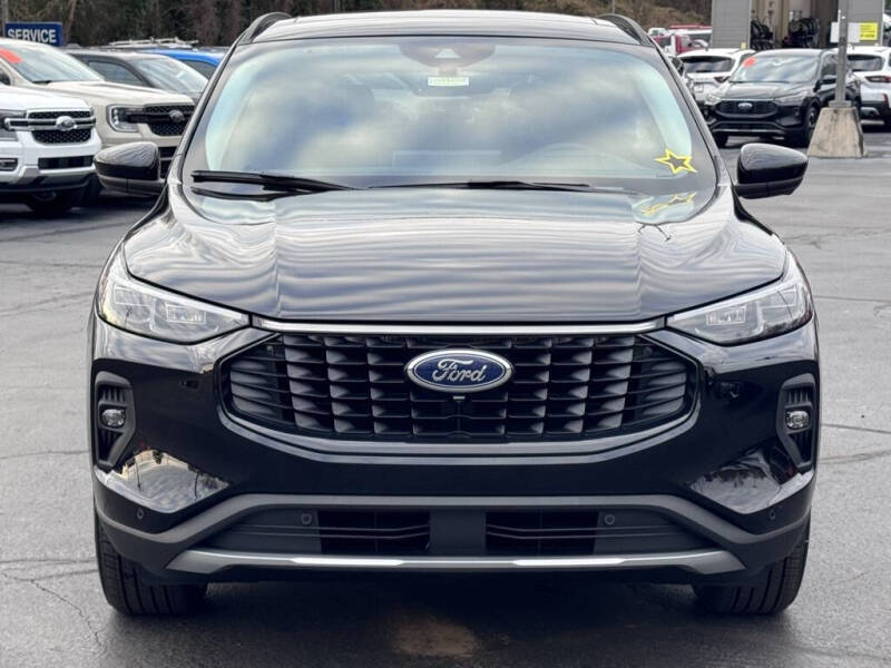 2026 Ford Escape Hybrid Platinum