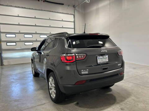 2023 Jeep Compass Latitude Lux