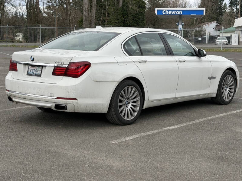 2013 BMW 7 Series 740i