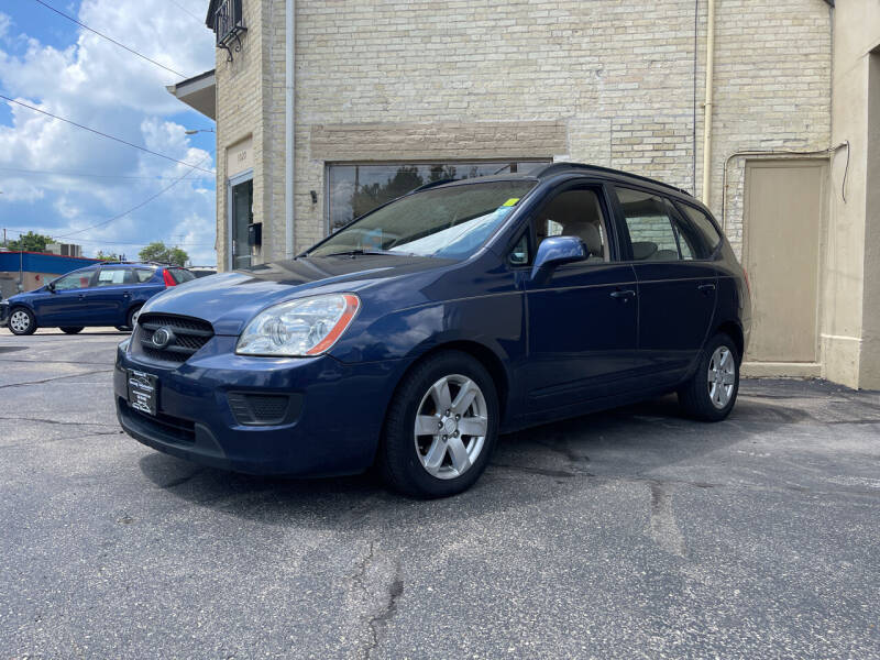 2008 Kia Rondo for sale at Strong Automotive in Watertown WI