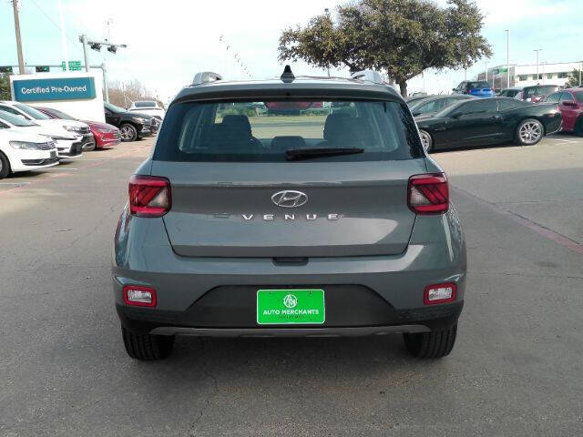 2021 Hyundai Venue SEL