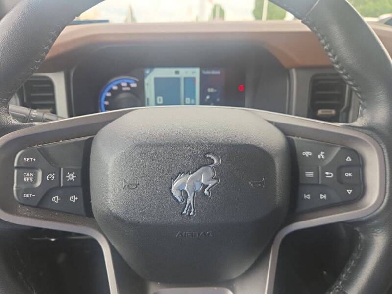 2024 Ford Bronco Outer Banks
