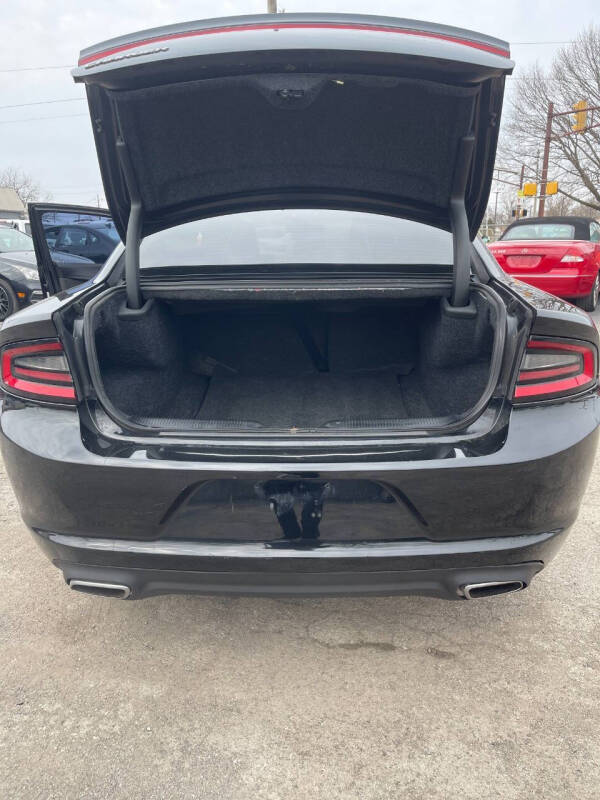 2016 Dodge Charger SE