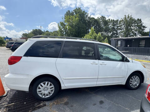 2007 Toyota Sienna CE 7-Passenger