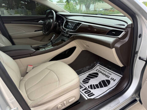 2017 Buick LaCrosse Essence