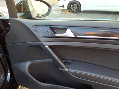 2019 Volkswagen Golf R 4Motion