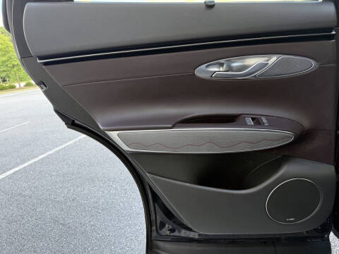 2022 Genesis GV70 2.5T Standard