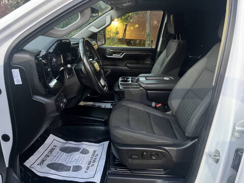 2023 Chevrolet Silverado 1500 LT