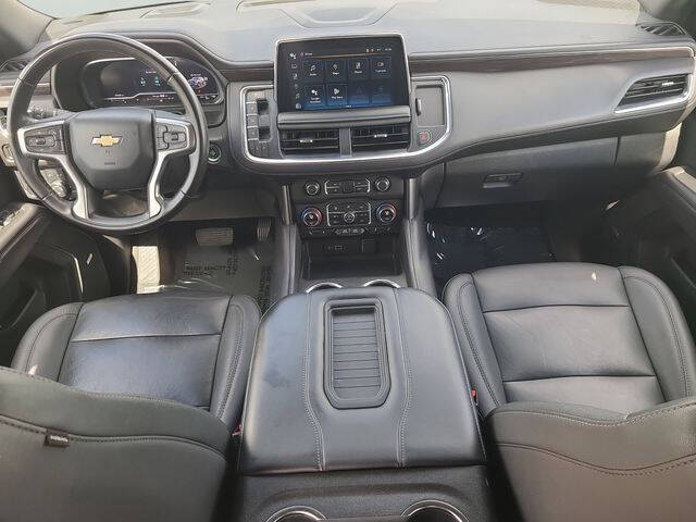 2024 Chevrolet Suburban LT