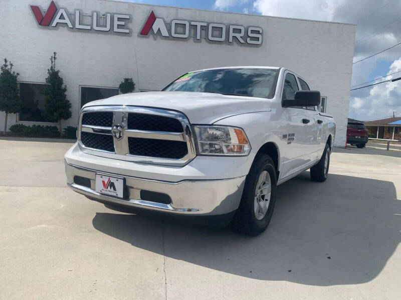 2022 RAM 1500 Classic SLT