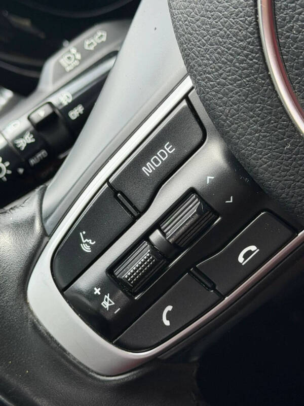 2023 Kia K5