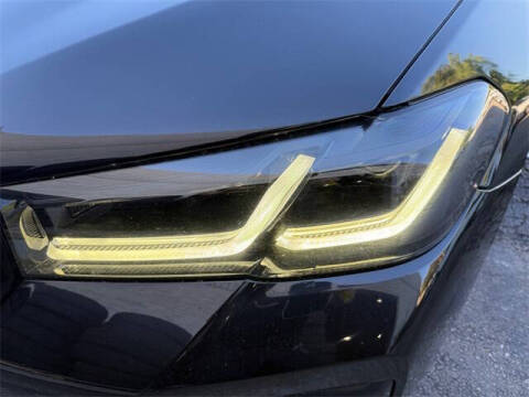 2022 BMW 5 Series 530i