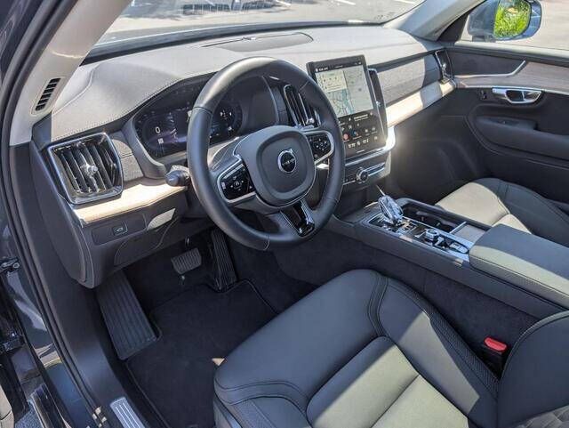 2025 Volvo XC90 B6 Plus Bright Theme 7P