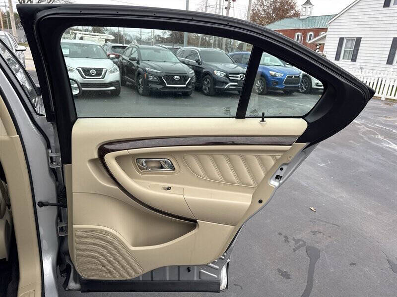 2015 Ford Taurus Limited