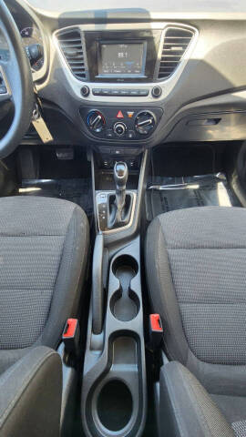 2019 Hyundai Accent SE