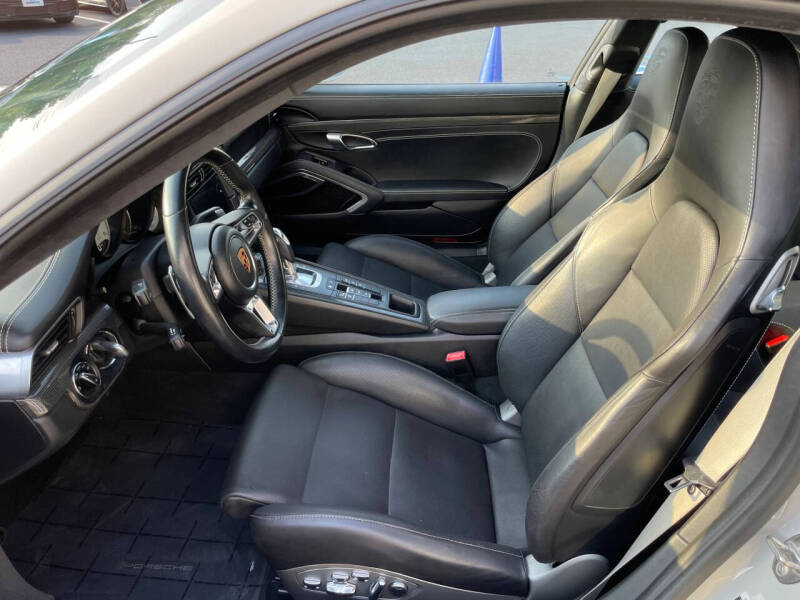 2018 Porsche 911
