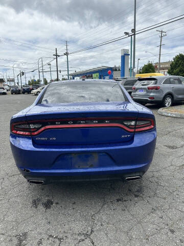 2018 Dodge Charger SXT