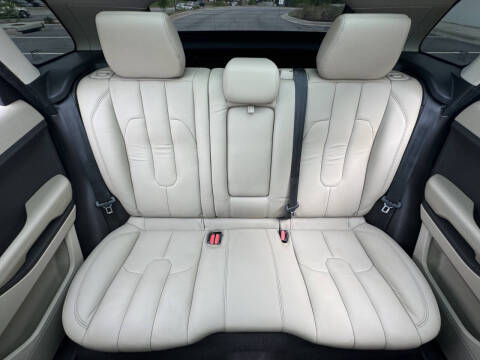 2015 Land Rover Range Rover Evoque Pure Plus