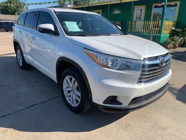 2016 Toyota Highlander LE
