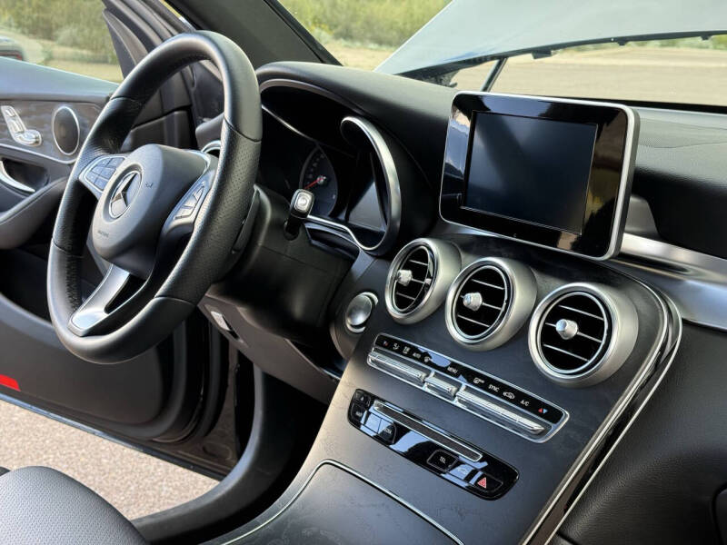 2018 Mercedes-Benz GLC GLC 300