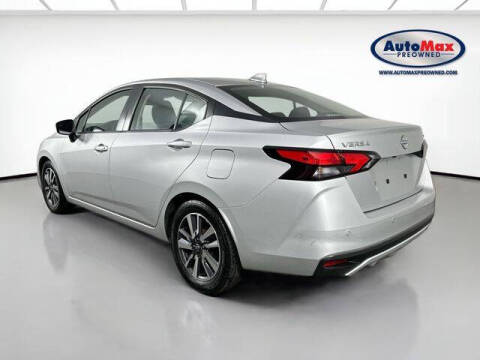 2023 Nissan Versa SV