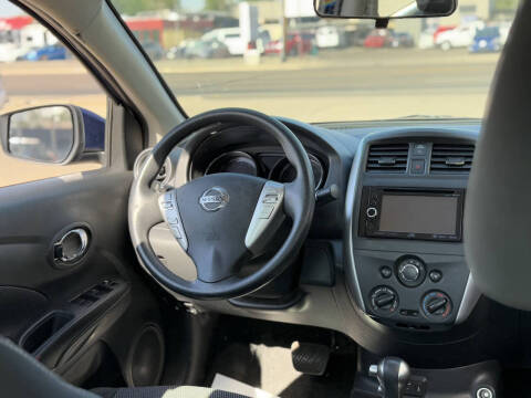 2019 Nissan Versa SV