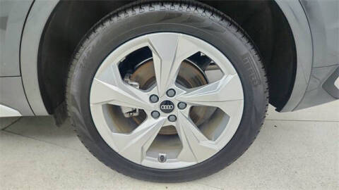 2024 Audi Q5 Sportback quattro S line Prem Plus 45 TFSI