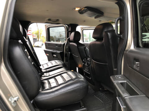 2005 HUMMER H2 Lux Series