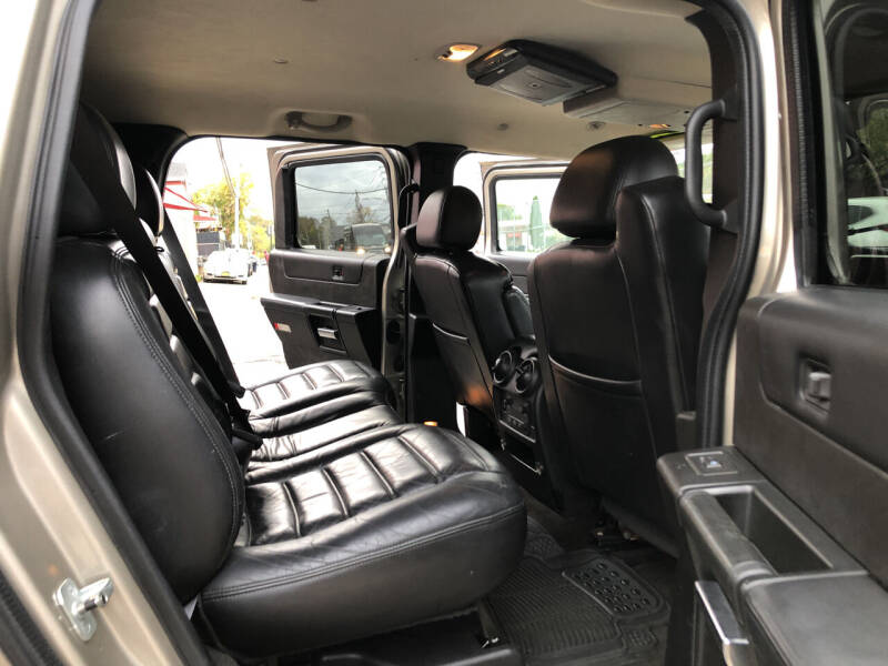 2005 HUMMER H2 Lux Series