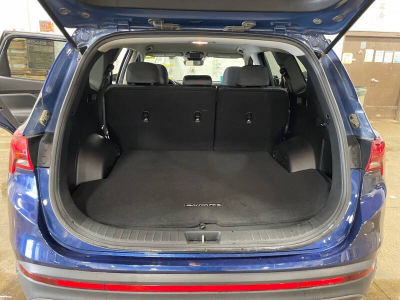 2023 Hyundai Santa Fe SE