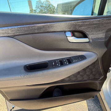 2019 Hyundai Santa Fe SE 2.4L