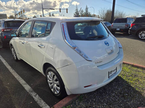 2016 Nissan LEAF S-24
