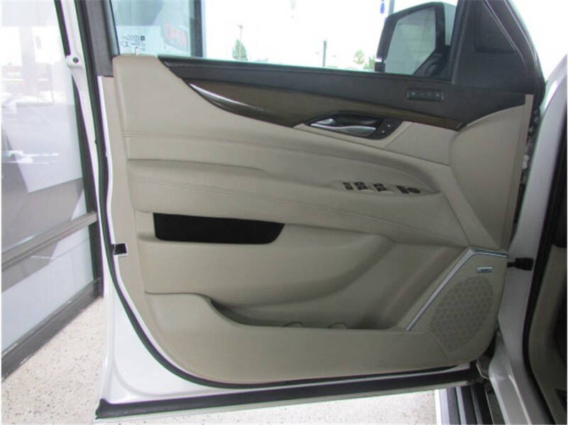 2020 Cadillac Escalade Premium Luxury