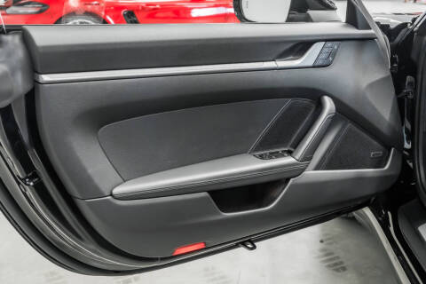 2025 Porsche 911 Carrera