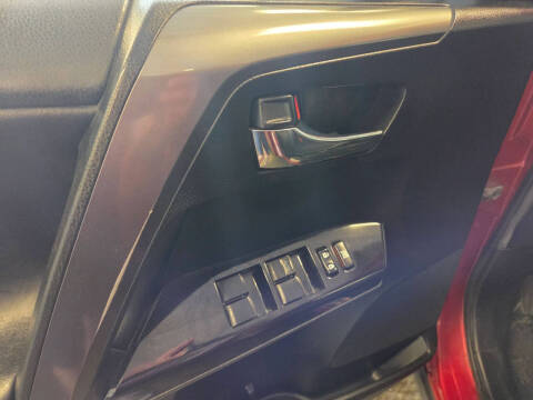 2016 Toyota RAV4 SE