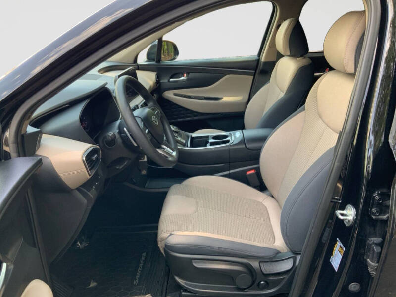 2023 Hyundai Santa Fe SE