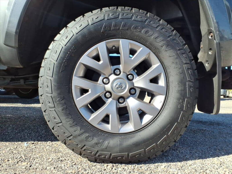 2017 Toyota Tacoma SR5 V6