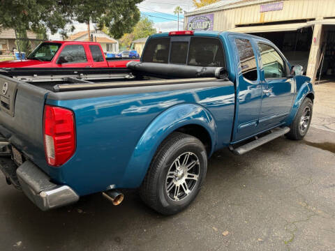 2005 Nissan Frontier LE