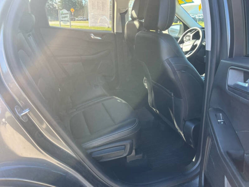 2022 Ford Escape Hybrid SEL