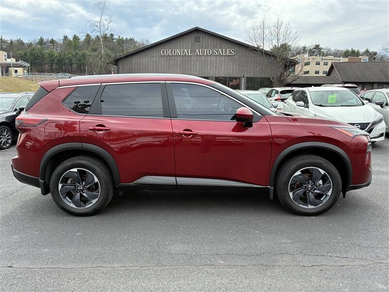2024 Nissan Rogue SV