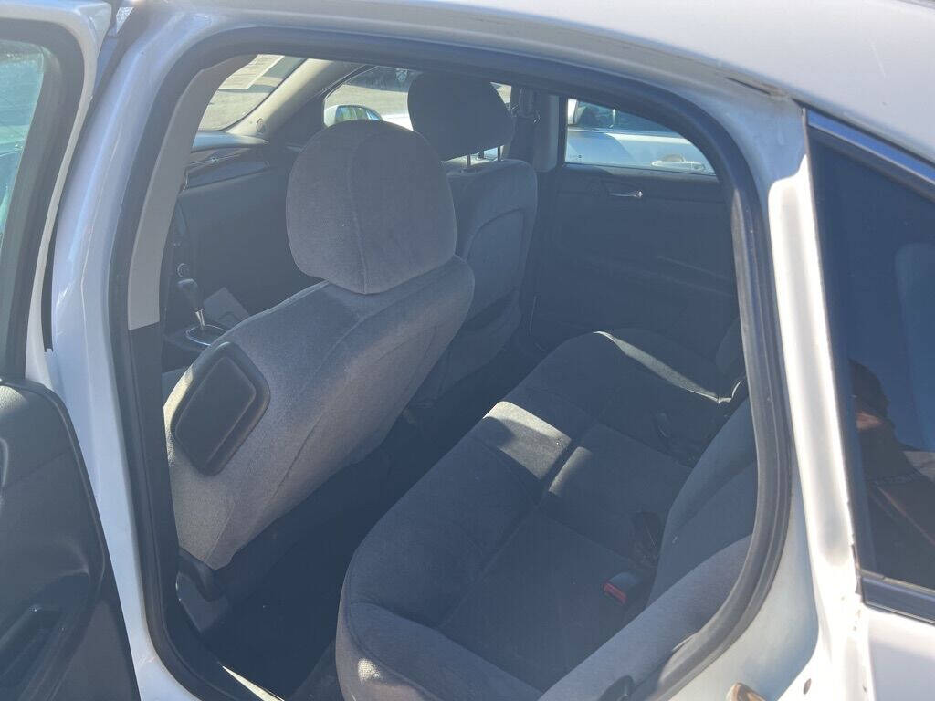 White 2012 Chevrolet Impala LT Fleet LT Fleet 4dr Sedan 6