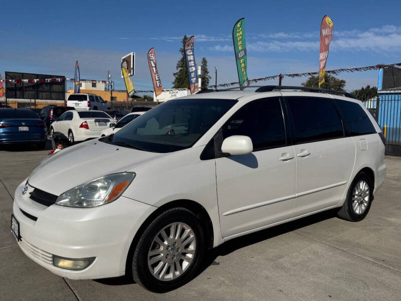 2004 Toyota Sienna XLE 7 Passenger