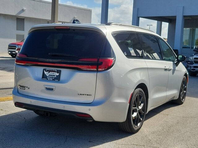 2024 Chrysler Pacifica Limited