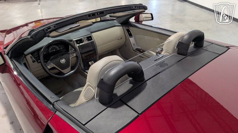 2006 Cadillac XLR-V