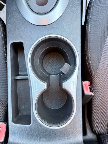 2011 Nissan Rogue S