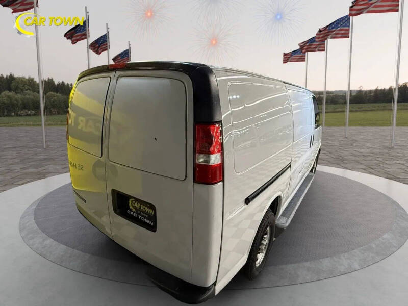 2019 Chevrolet Express 2500