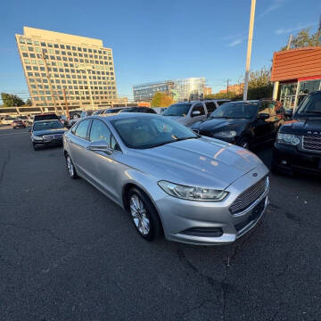 2015 Ford Fusion SE