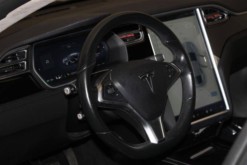 2015 Tesla Model S