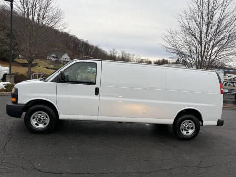 2018 GMC Savana 2500